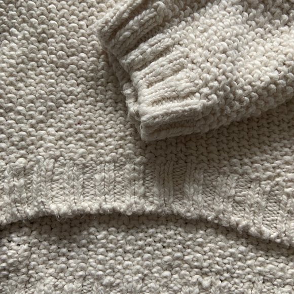 Knit top with metal shoulder accents - Picture 6 of 6